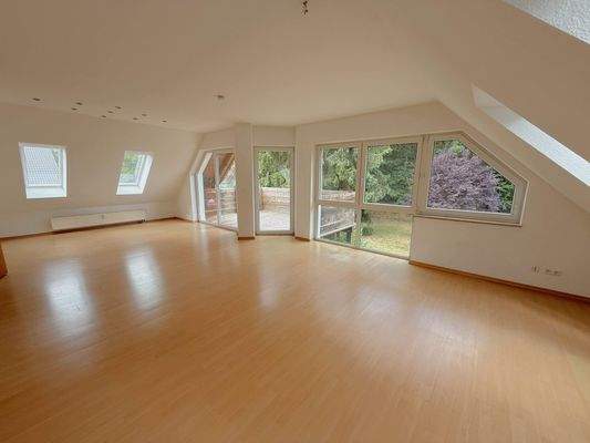 Wohnen u. Essen im DG (1)