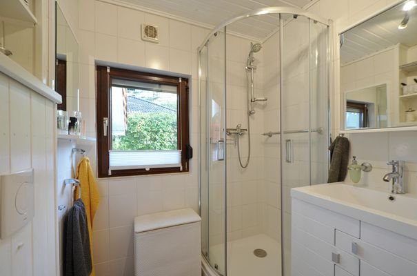 Tageslichtduschbad