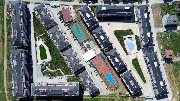 Apartments in a Complex with Extensive Amenities in Yalova