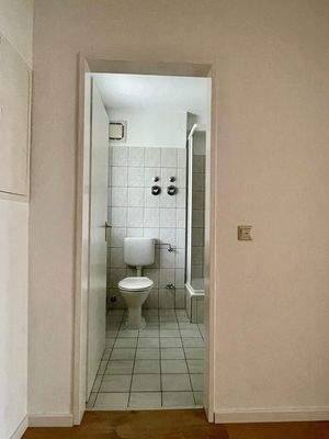 Blick ins Badezimmer