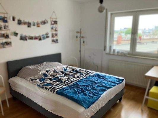 Schlafzimmer unten