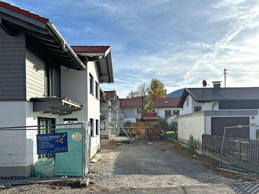 Gebäudeansicht - Gartenseite