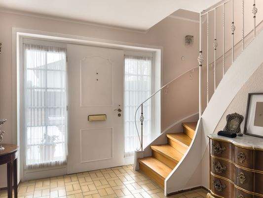 Treppe in das Obergeschoss