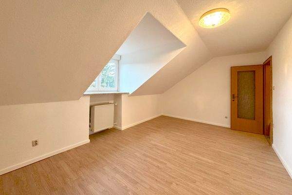 Eltern-Schlafzimmer DG