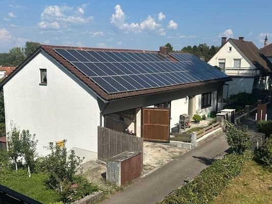 große PV-Anlage inklusive