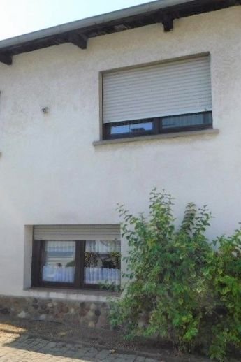 Einfamilienhaus mit Garage und Abstellschuppen in Zwiefalten