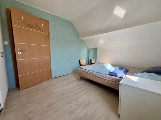  DG Schlafzimmer