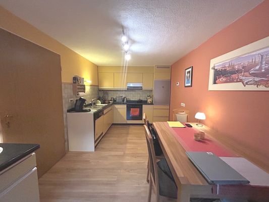 Küche mit Essbereich (Erdgeschoss - Haus 1)