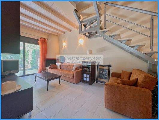 d7f9fba71f35437abbe85c16285c5bd5-original