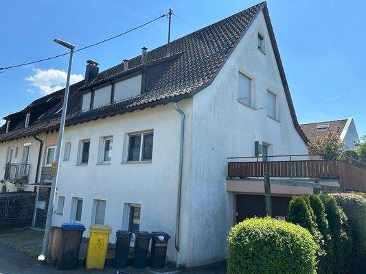 Haus und Garage