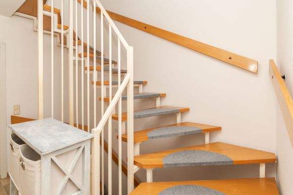 Treppenaufgang zum 2. OG