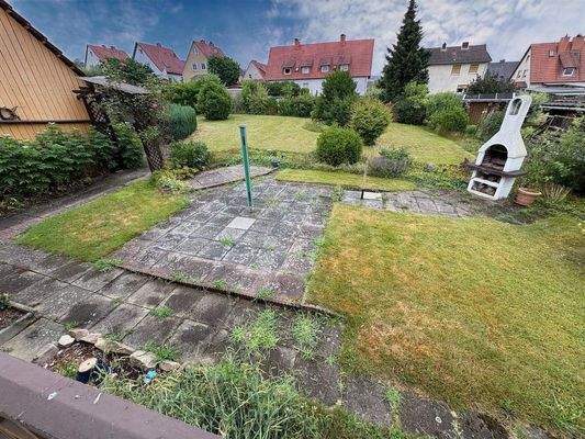 Garten mit Grillplatz