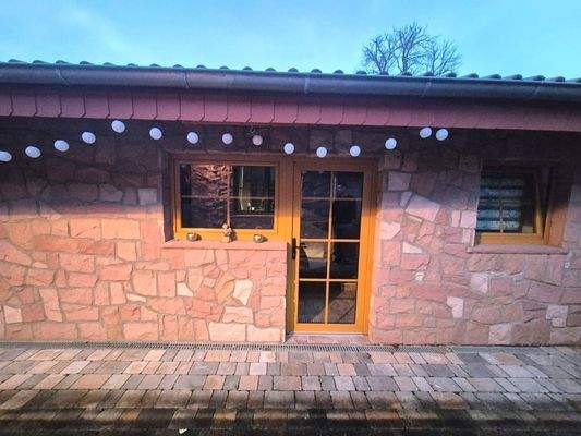 Garage mit Nutzbereich