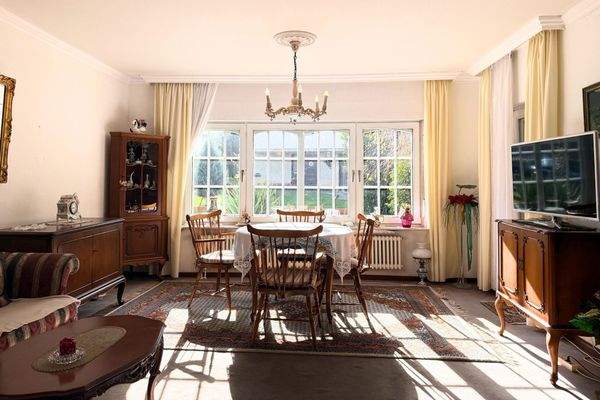 Wohn- und Esszimmer Ansicht 6