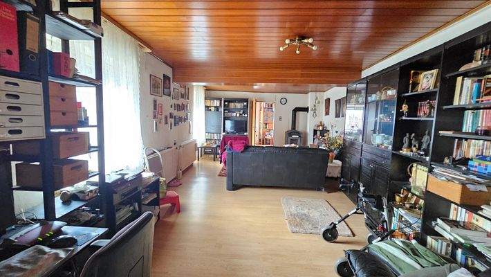 Wohnmzimmer OG Teilansicht.jpg