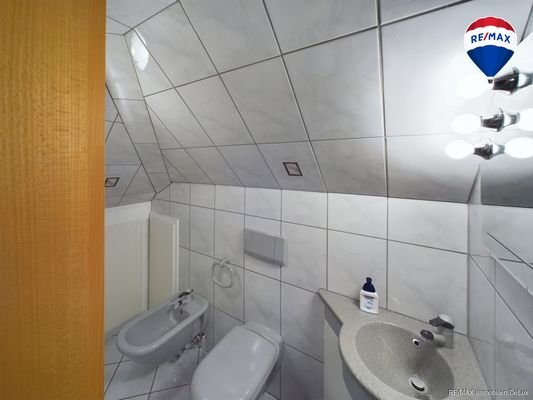RE:MAX Immobilien DeLux Toliette
