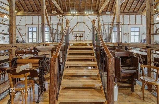 Aufgang Empore Scheune