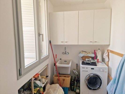 20230916_122423_InPixio