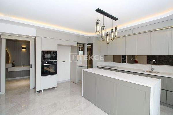 Apartments with Spacious Living Areas in Altındağ, Ankara