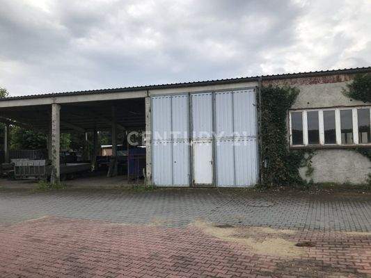 Rückseite Werkstatt mit Hintertür