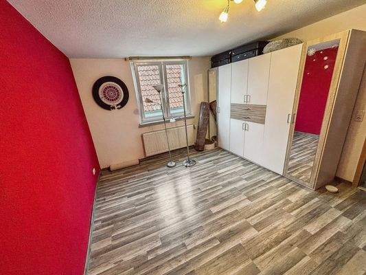 Wohnung 1 - Kinderzimmer - OG