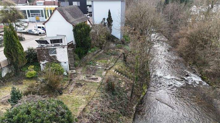 Luftaufnahme Haus mit Grundstück