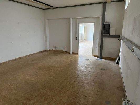 Verkaufsraum-Lagerraum