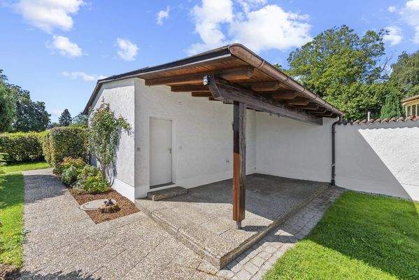 Überdachter Freisitz