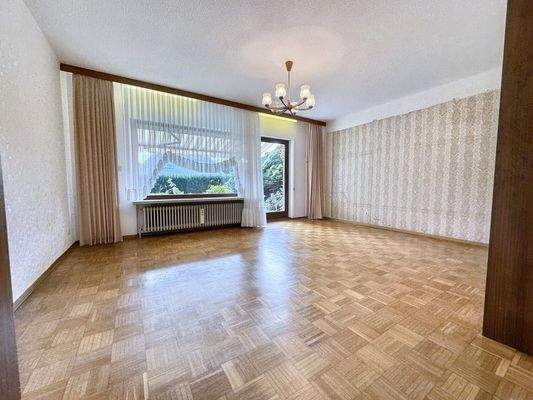 EG Wohnzimmer Ansicht 1