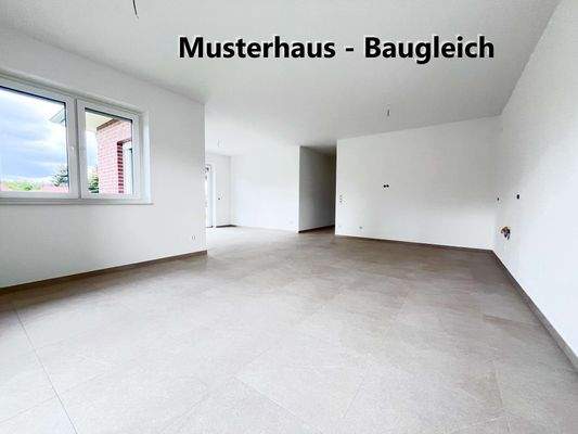 Wohnzimmer offene Küche