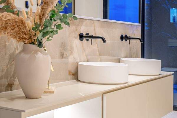 Master-Bad mit Sauna