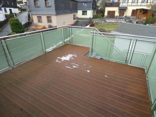 Terrasse vor dem Wohnungseingangsbereich