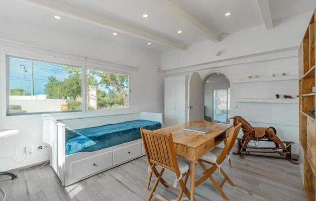 c3e05a5c-8bbf-43a0-b5ee-56c3998d3c89