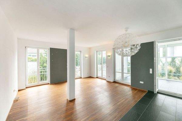 Wohn- und Essbereich