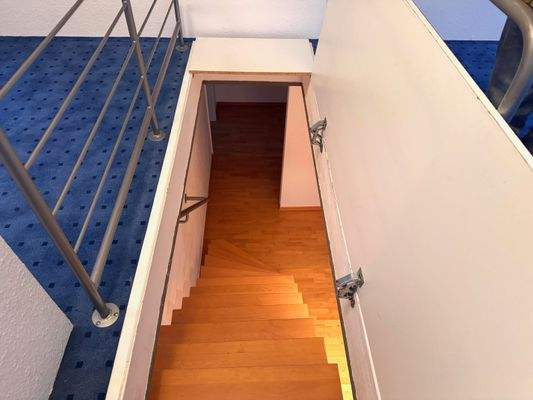 19. Treppenaufgang.jpg