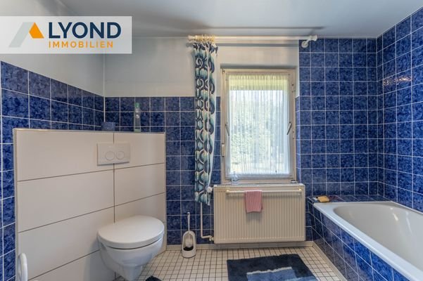 LYD 3711 - 12 Badezimmer