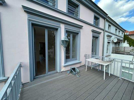 Schöne Ansicht des Terrassenbereichs