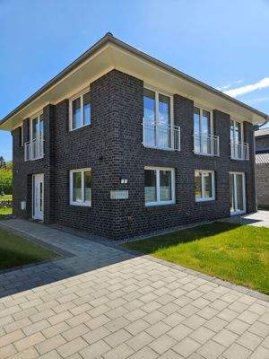 Zufahrt zum Haus:  Nord-West-Ansicht