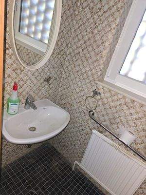 WE1 Eingangsbereich Gäste-WC Bild 2.jpg