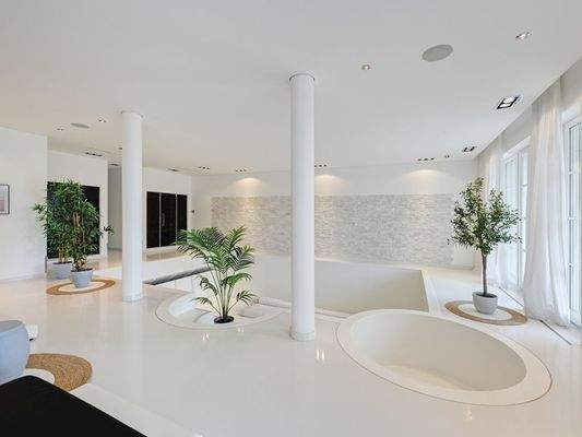 Exklusiver Wellness-Pool