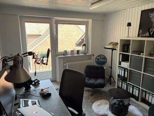 Büro im Anbau OG