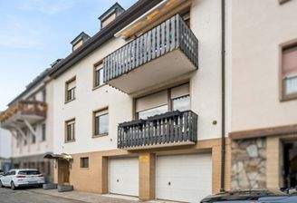 Ansicht Balkone und Garagen