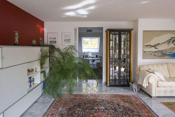 Zugang zu Nebenzimmer