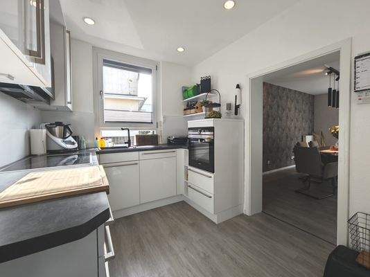 Küche & Zugang Essbereich