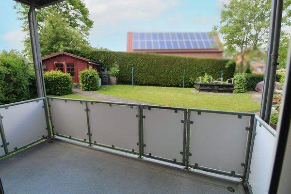 Balkon mit Zugang zum Garten