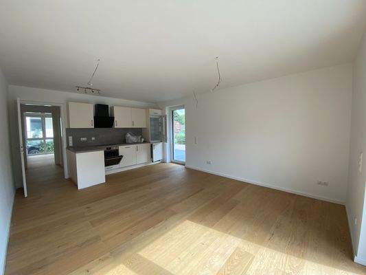 mit moderner Einbauküche