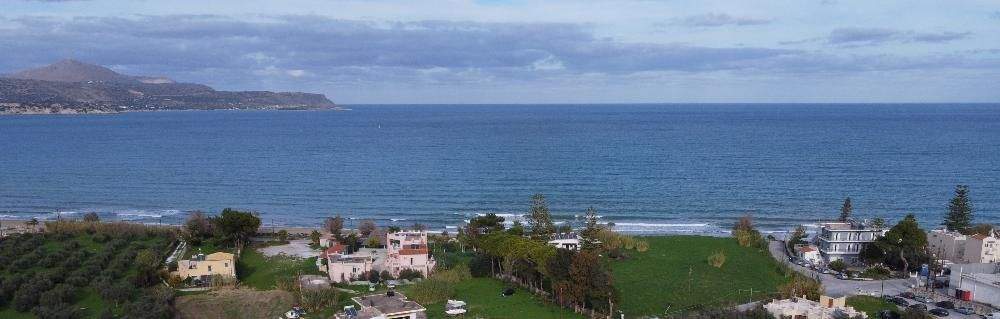 Kreta, Kalyves: Grundstück mit bezauberndem Meerblick zu verkaufen, nur wenige Schritte vom Strand entfernt