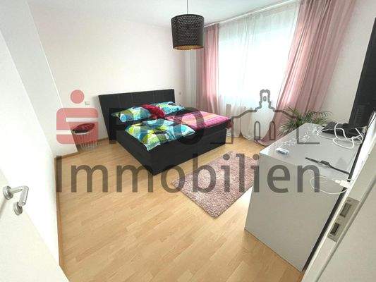 Schlafzimmer Hauptwohnung