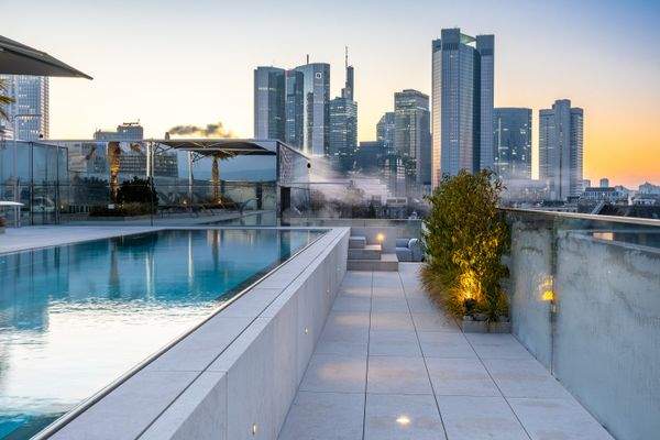 SKYPEARL - ULTIMATE LUXURY