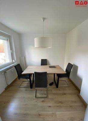 Esszimmer (dezent mit KI bearbeitet)